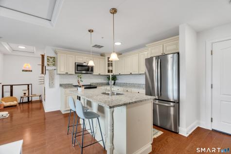 461 Bank Street New London CT 06320