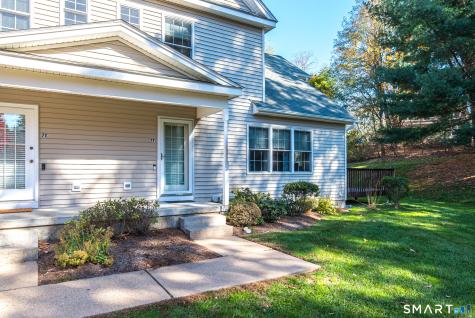7 Reggie Way East Windsor CT 06016