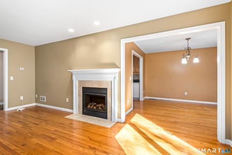 7 Reggie Way East Windsor CT 06016