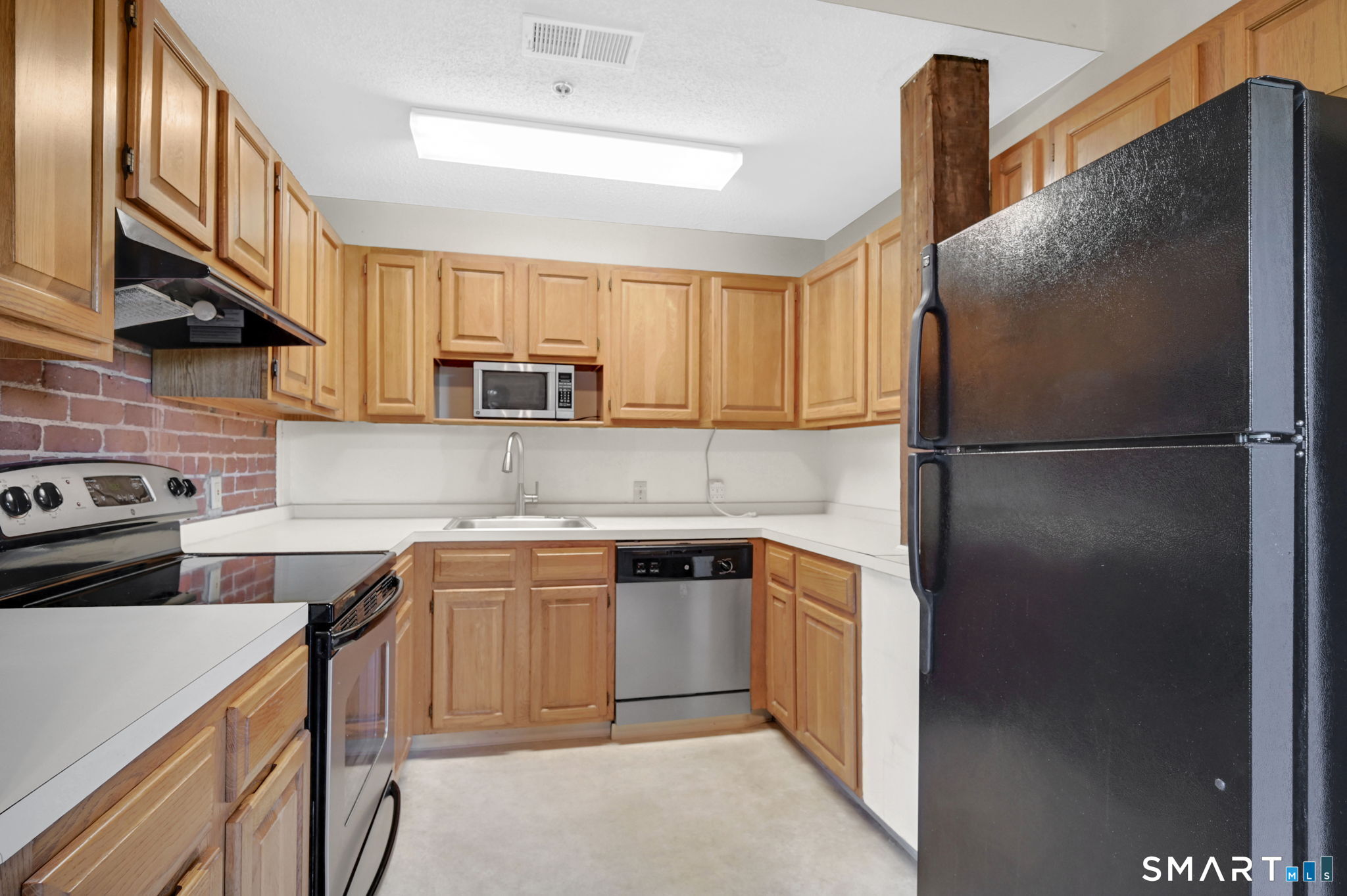 16 Vernon Avenue Vernon CT 06066