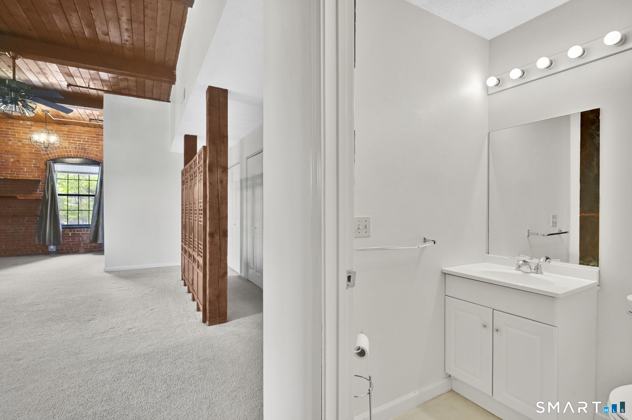 16 Vernon Avenue Vernon CT 06066