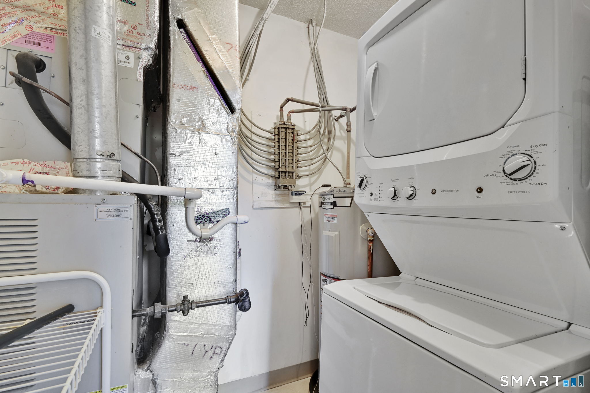16 Vernon Avenue Vernon CT 06066