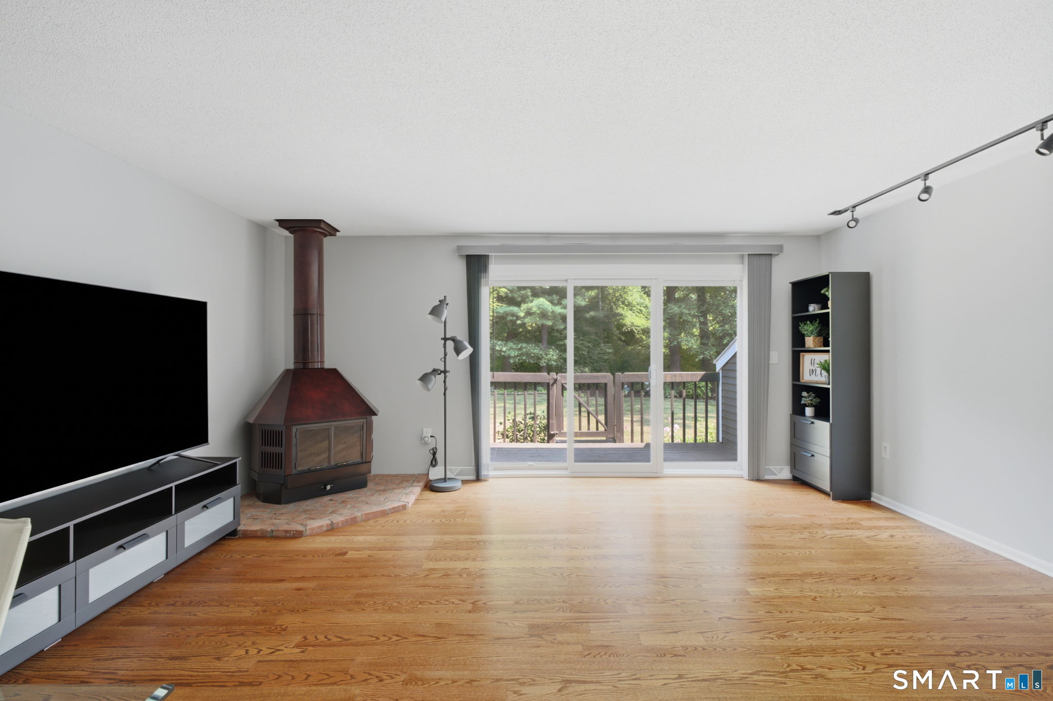 126 Hopmeadow Street Simsbury CT 06089