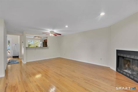 10 Valley Run Drive Cromwell CT 06416