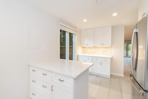 12 Castle Rock Branford CT 06405