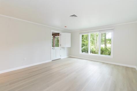12 Castle Rock Branford CT 06405