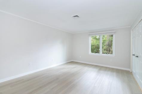 12 Castle Rock Branford CT 06405