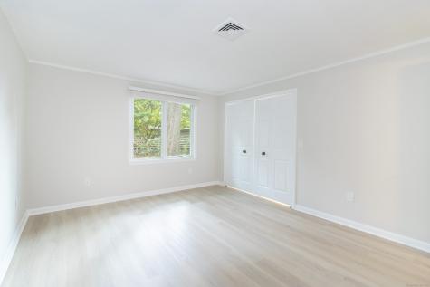 12 Castle Rock Branford CT 06405