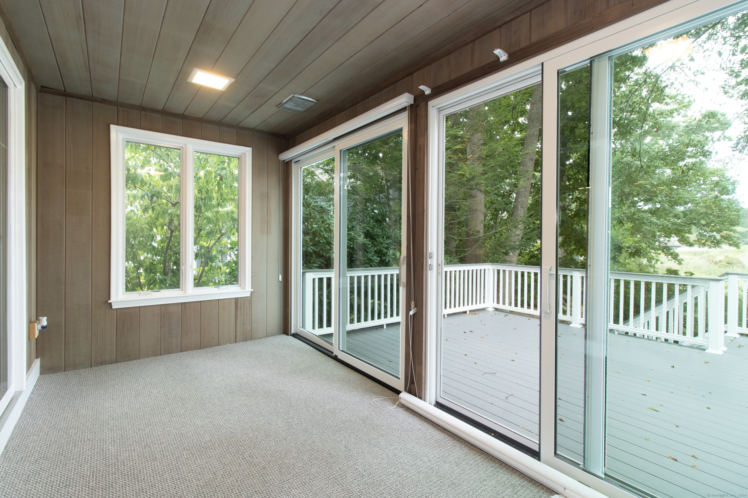 12 Castle Rock Branford CT 06405