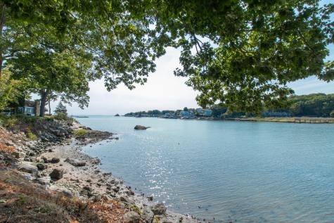 12 Castle Rock Branford CT 06405
