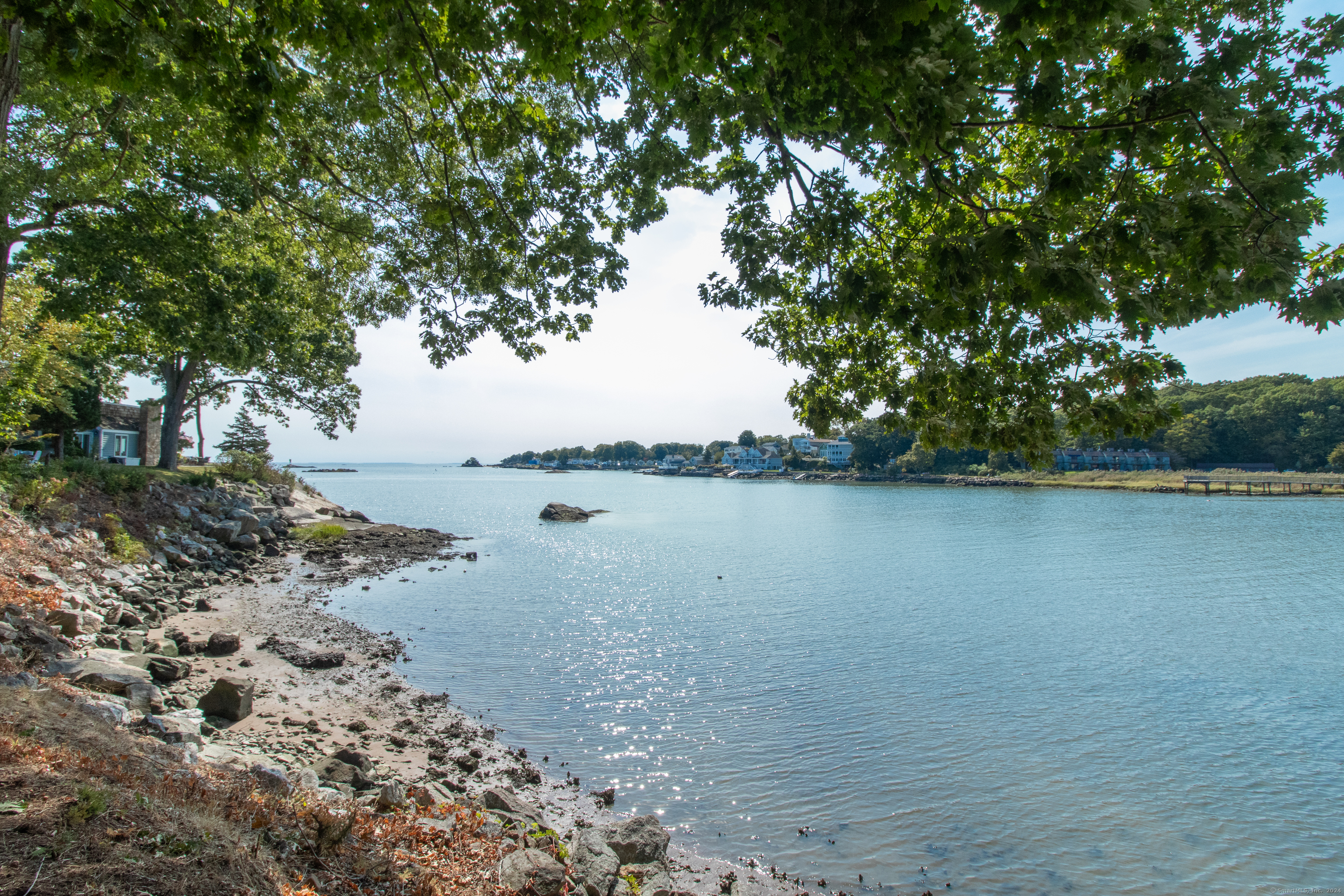 12 Castle Rock Branford CT 06405