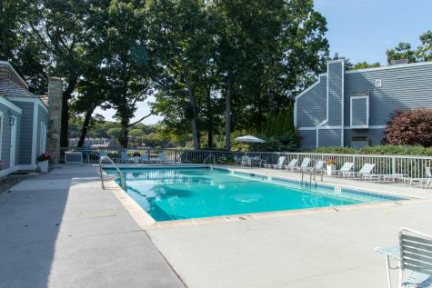 12 Castle Rock Branford CT 06405