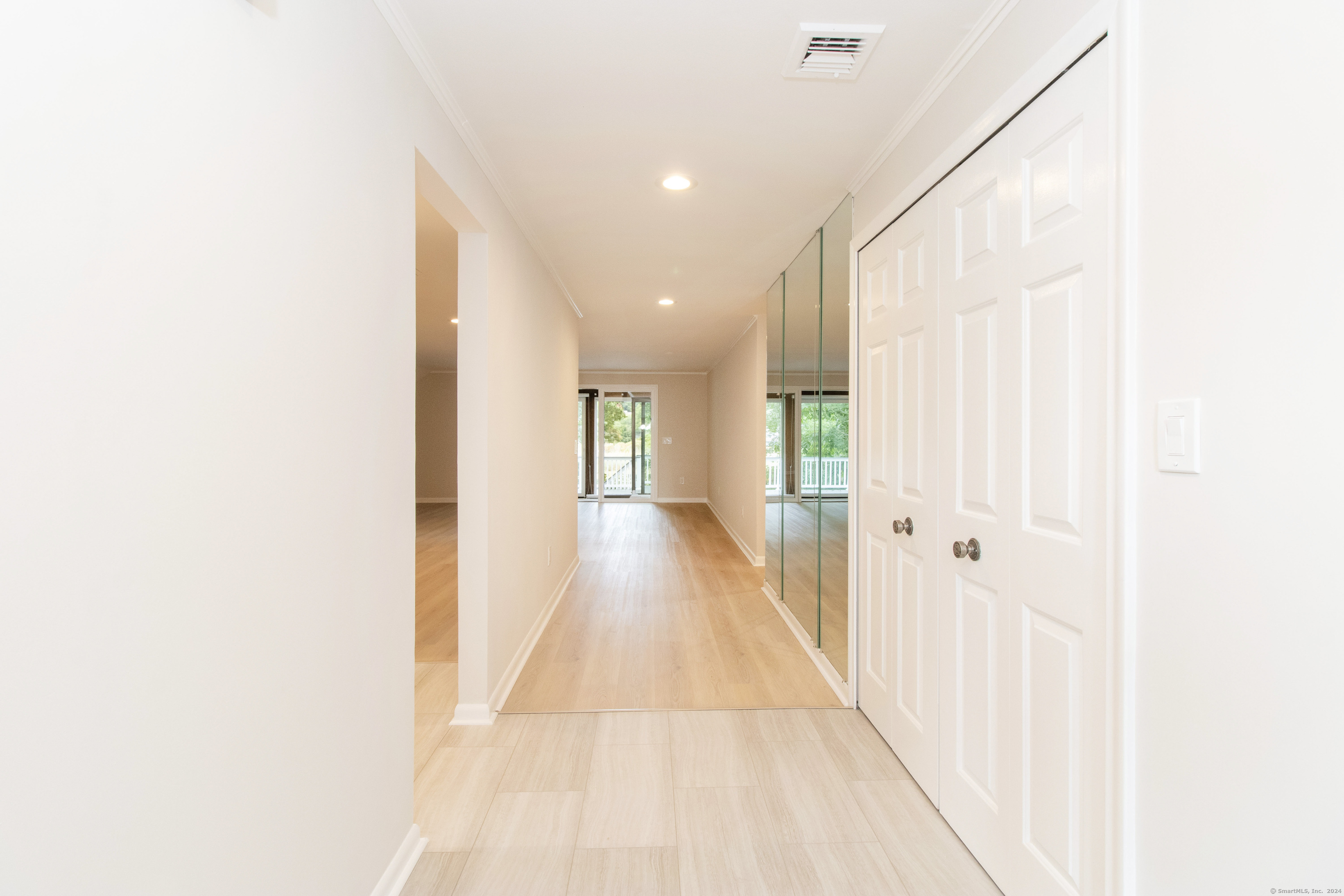 12 Castle Rock Branford CT 06405