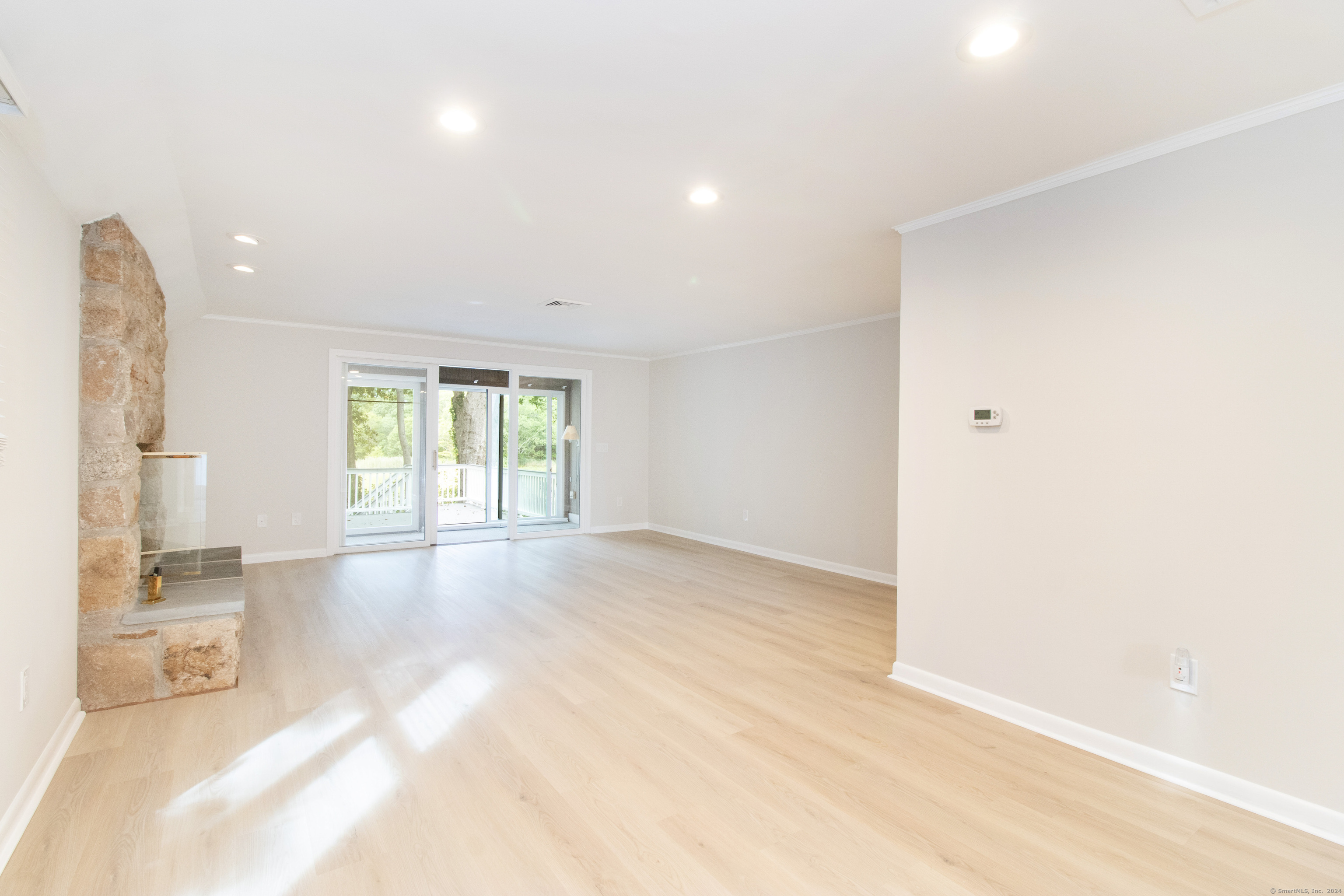 12 Castle Rock Branford CT 06405