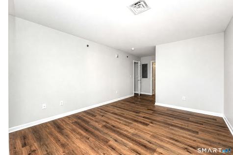 21227 Arganese Place Trumbull CT 06611