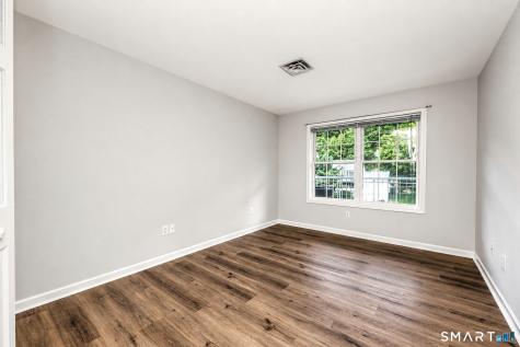21227 Arganese Place Trumbull CT 06611