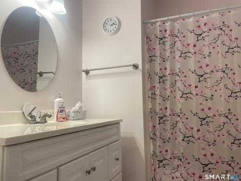 130 Meridian Street Groton CT 06340
