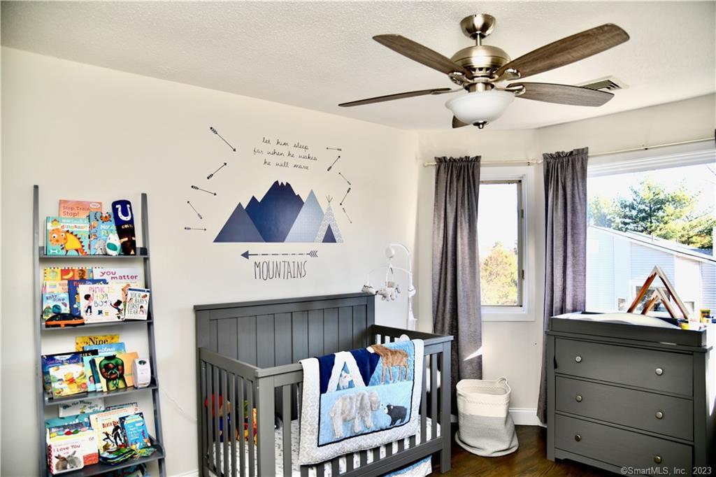 3 Lakeview Drive Branford CT 06405