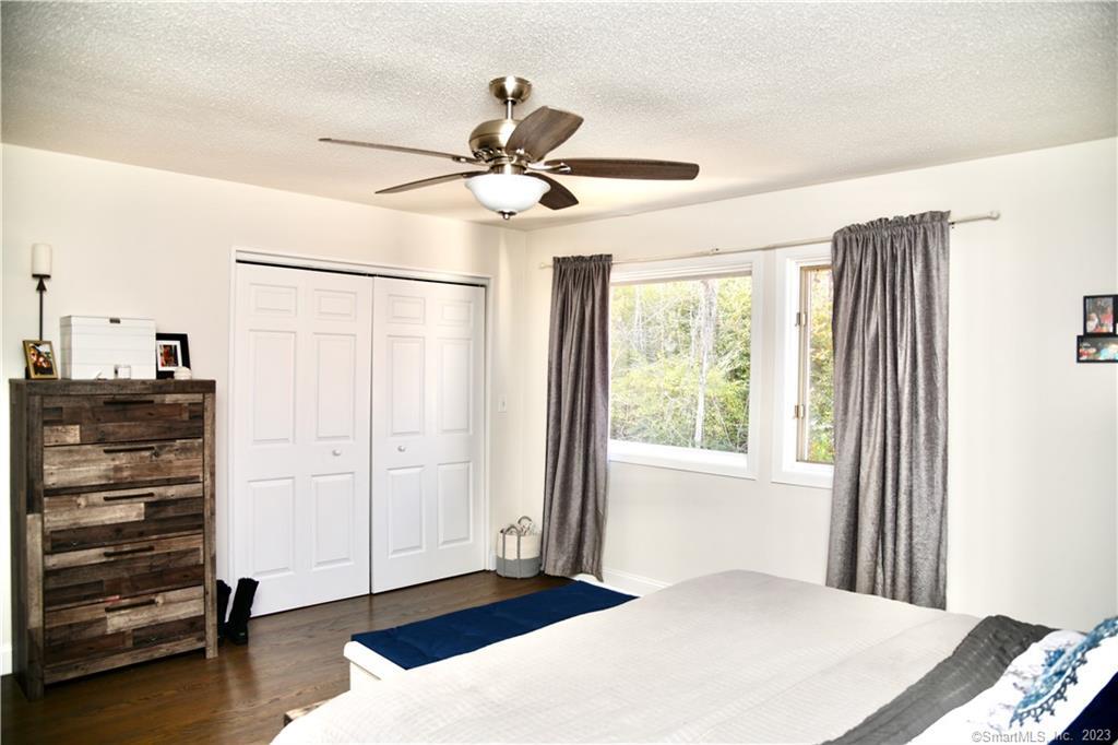3 Lakeview Drive Branford CT 06405