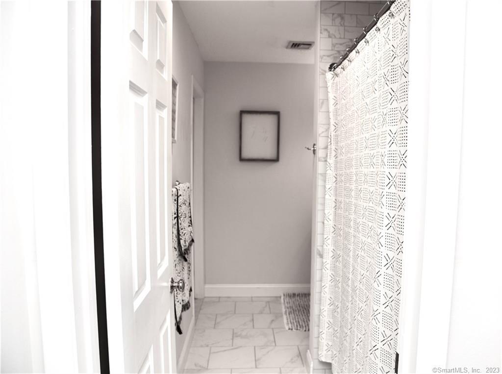 3 Lakeview Drive Branford CT 06405