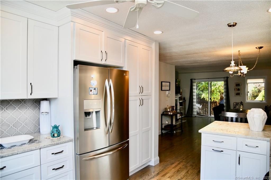 3 Lakeview Drive Branford CT 06405