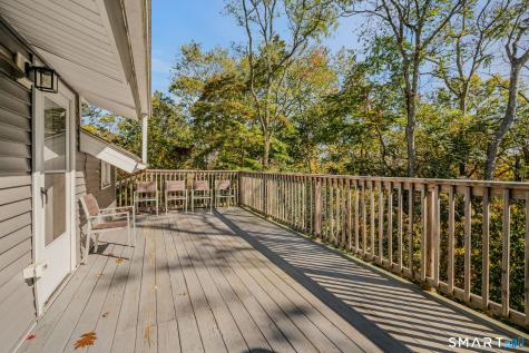 15 Sunset Terrace Essex CT 06426
