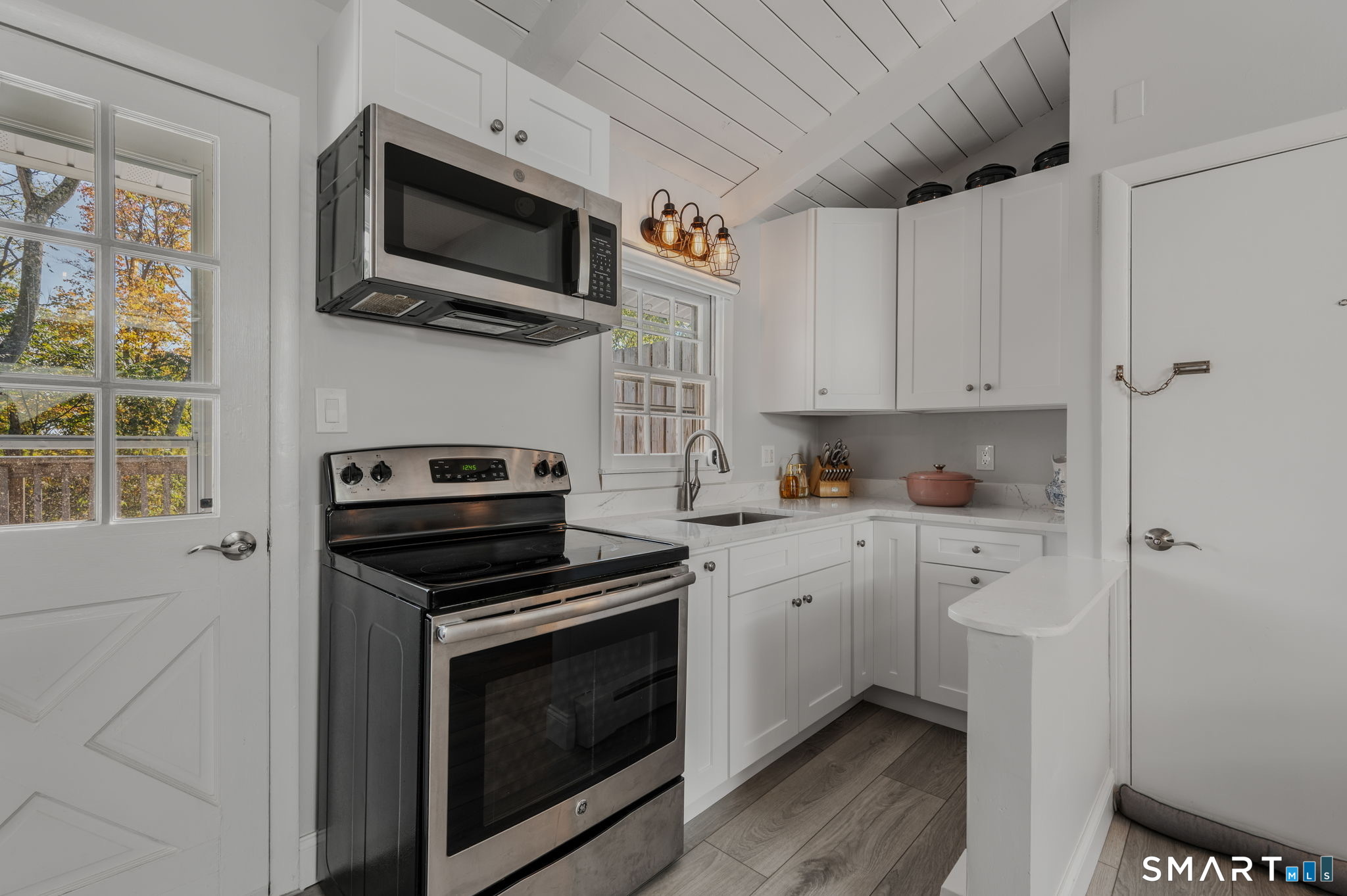 15 Sunset Terrace Essex CT 06426