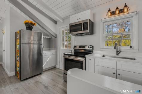 15 Sunset Terrace Essex CT 06426