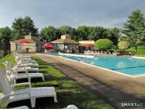 153 Sterling Village Meriden CT 06450