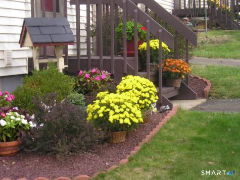 153 Sterling Village Meriden CT 06450