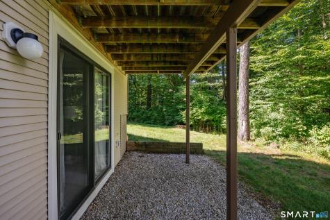 15 Stream Court Farmington CT 06032