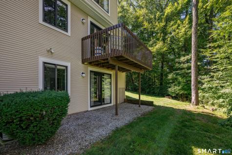 15 Stream Court Farmington CT 06032