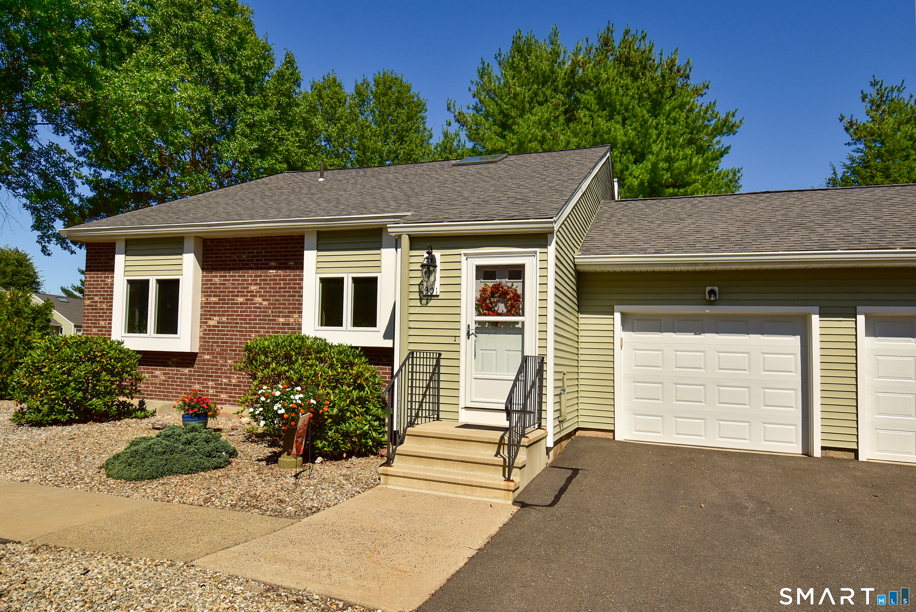 301 Sand Stone Drive South Windsor CT 06074