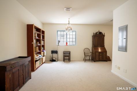 10 Lawrence Avenue Danbury CT 06810