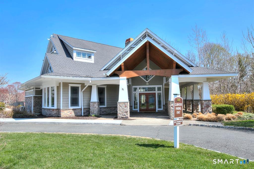 10 Lawrence Avenue Danbury CT 06810