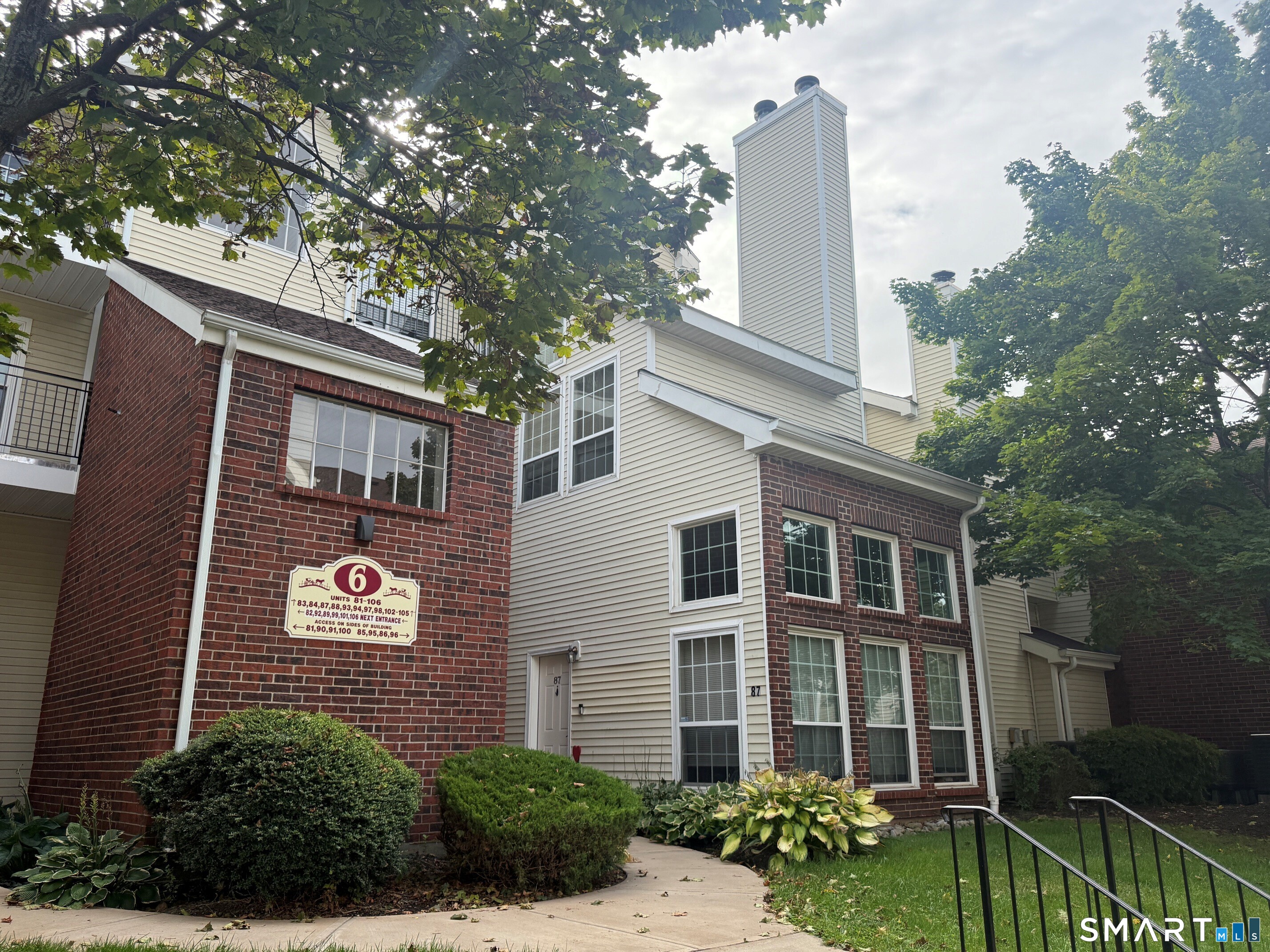 87 Carriage Crossing Lane Middletown CT 06457