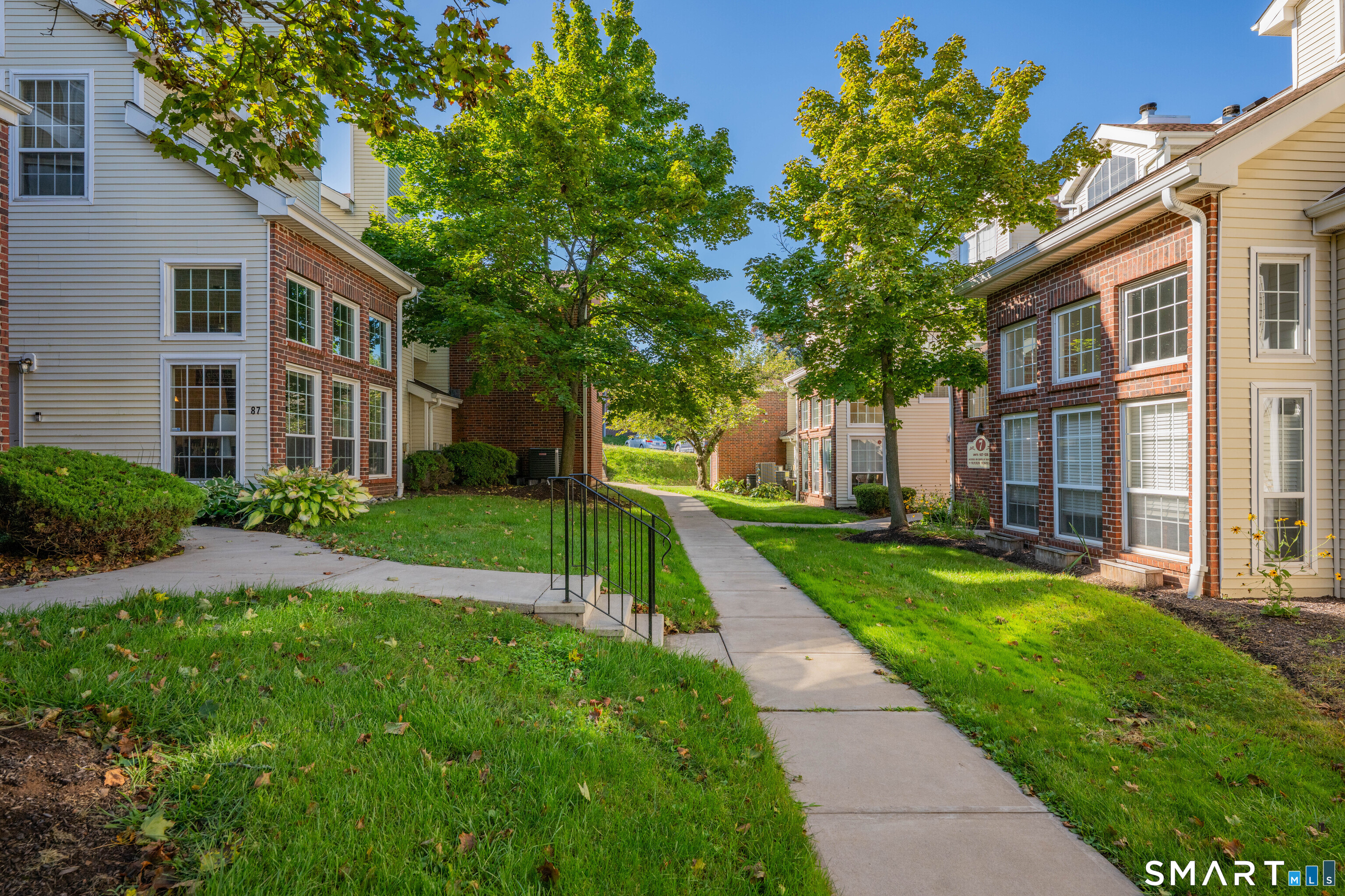 87 Carriage Crossing Lane Middletown CT 06457