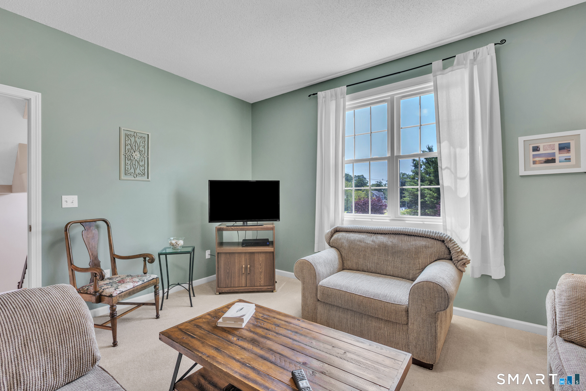 63 Cobblestone Court Newington CT 06111