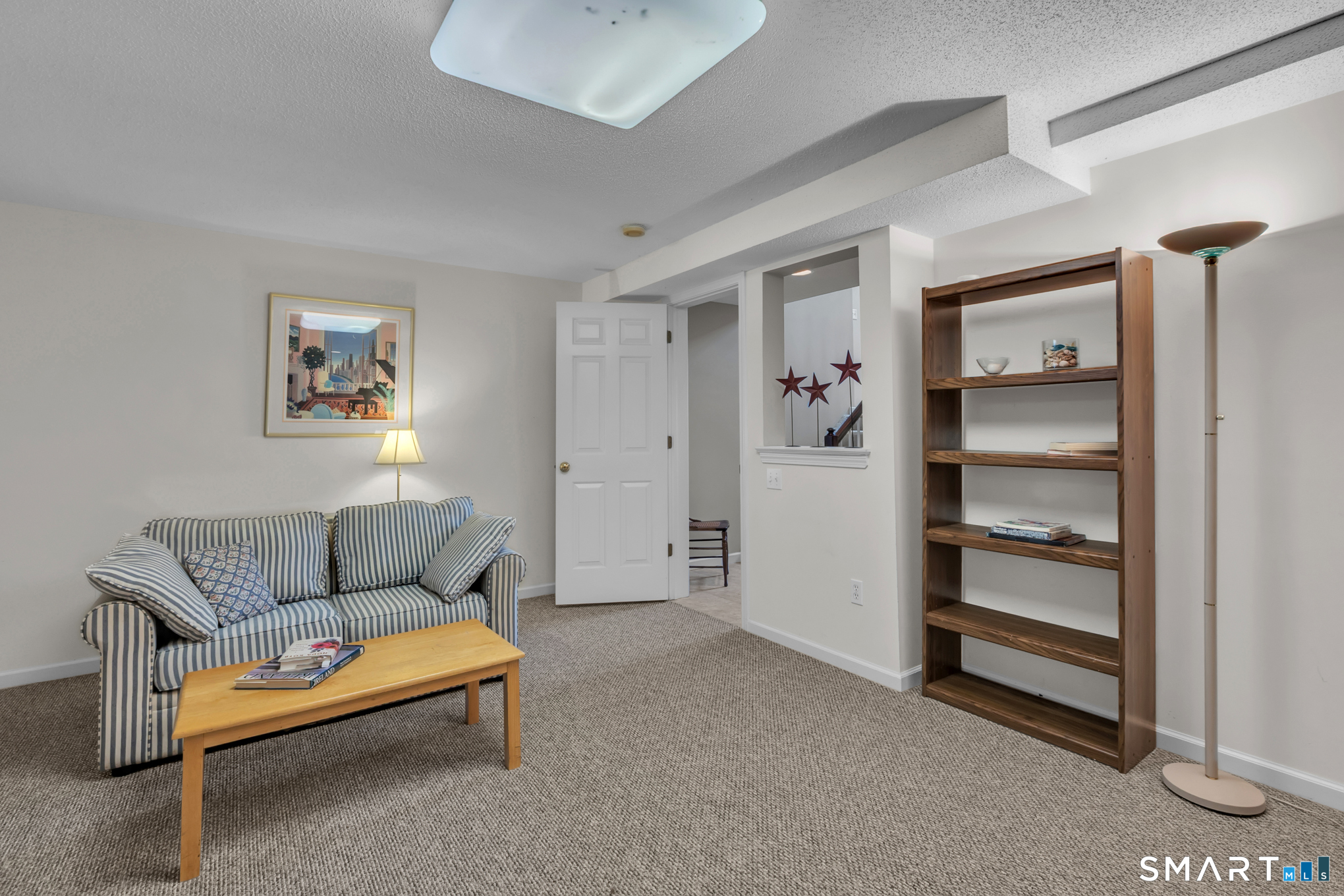 63 Cobblestone Court Newington CT 06111