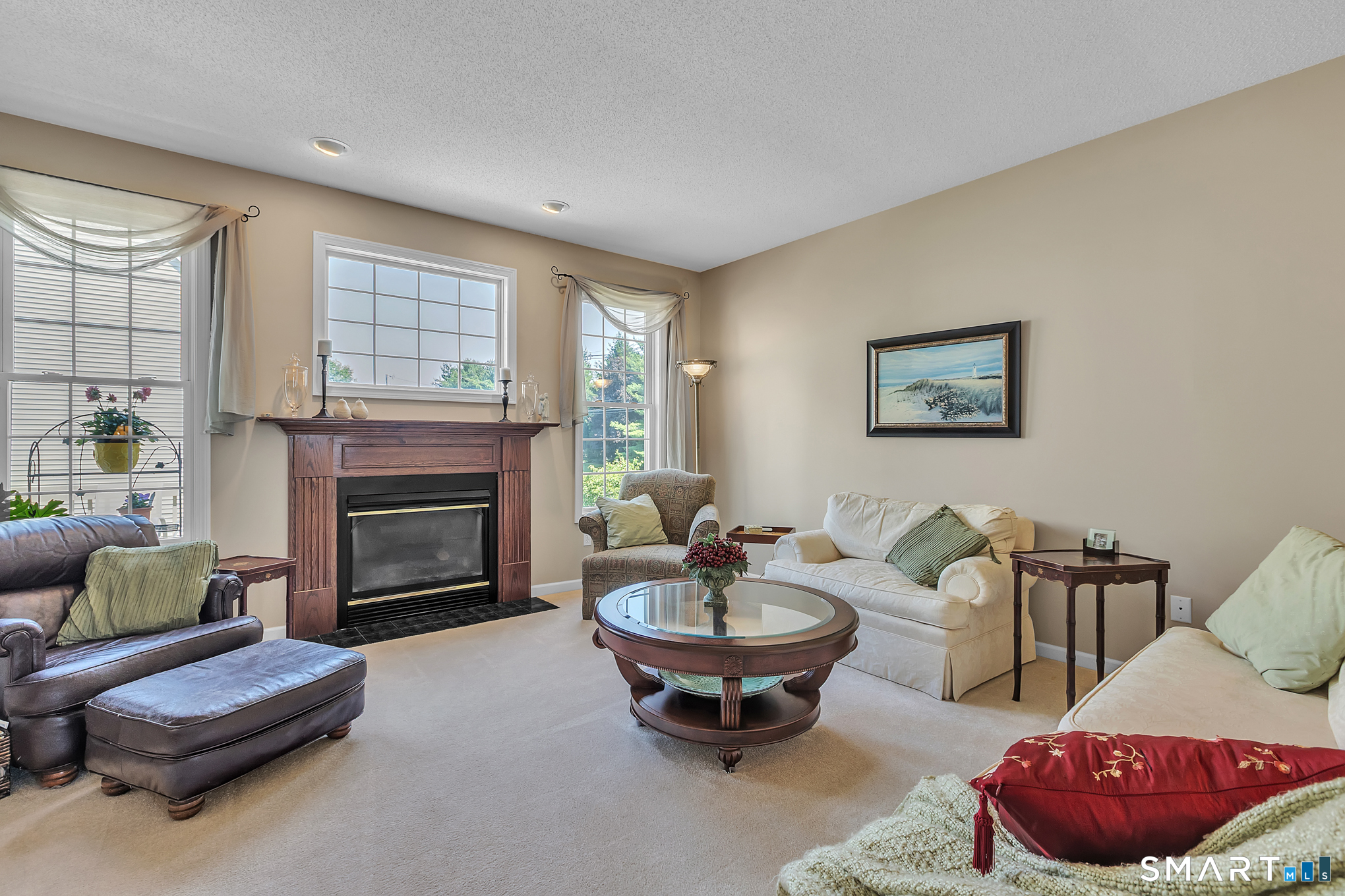 63 Cobblestone Court Newington CT 06111