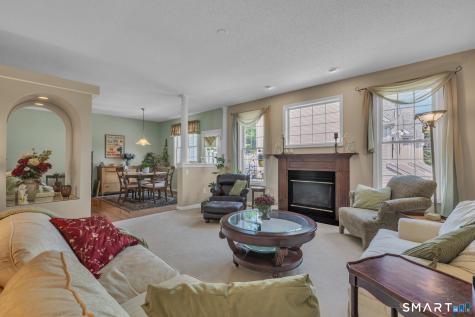 63 Cobblestone Court Newington CT 06111