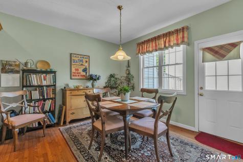 63 Cobblestone Court Newington CT 06111