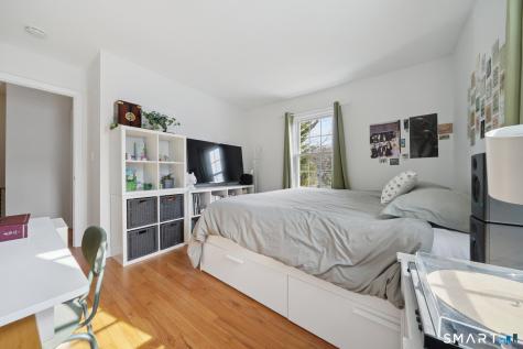 84 Parade Hill Road New Canaan CT 06840