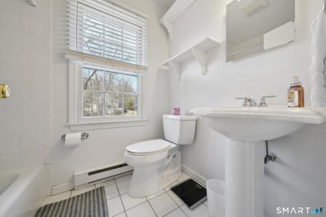 84 Parade Hill Road New Canaan CT 06840