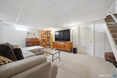 84 Parade Hill Road New Canaan CT 06840