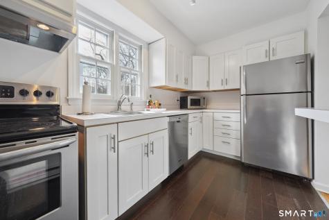 84 Parade Hill Road New Canaan CT 06840