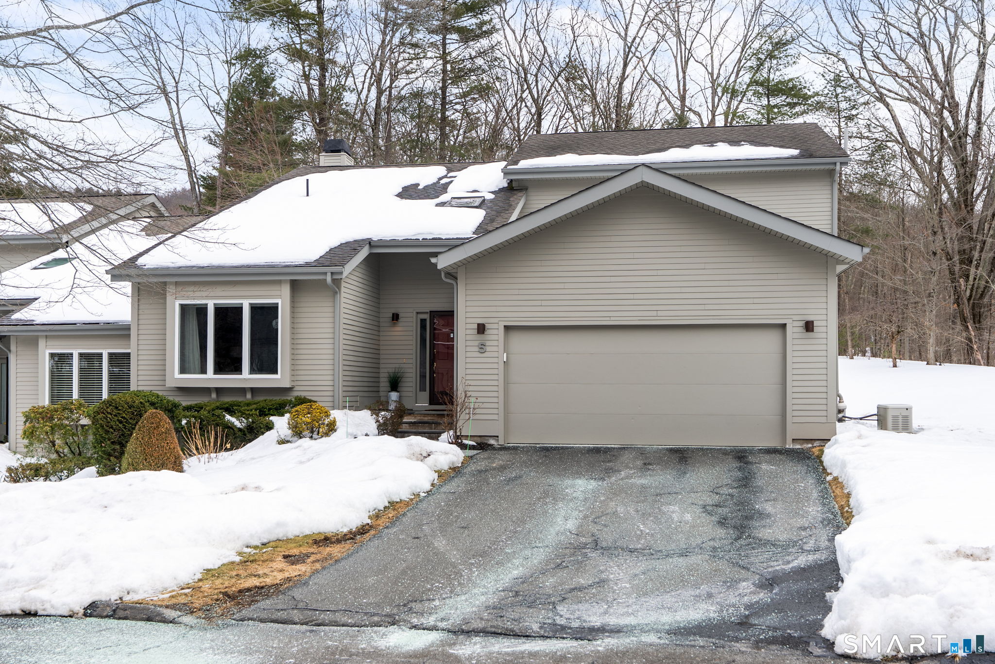 5 Abbottsford Avon CT 06001