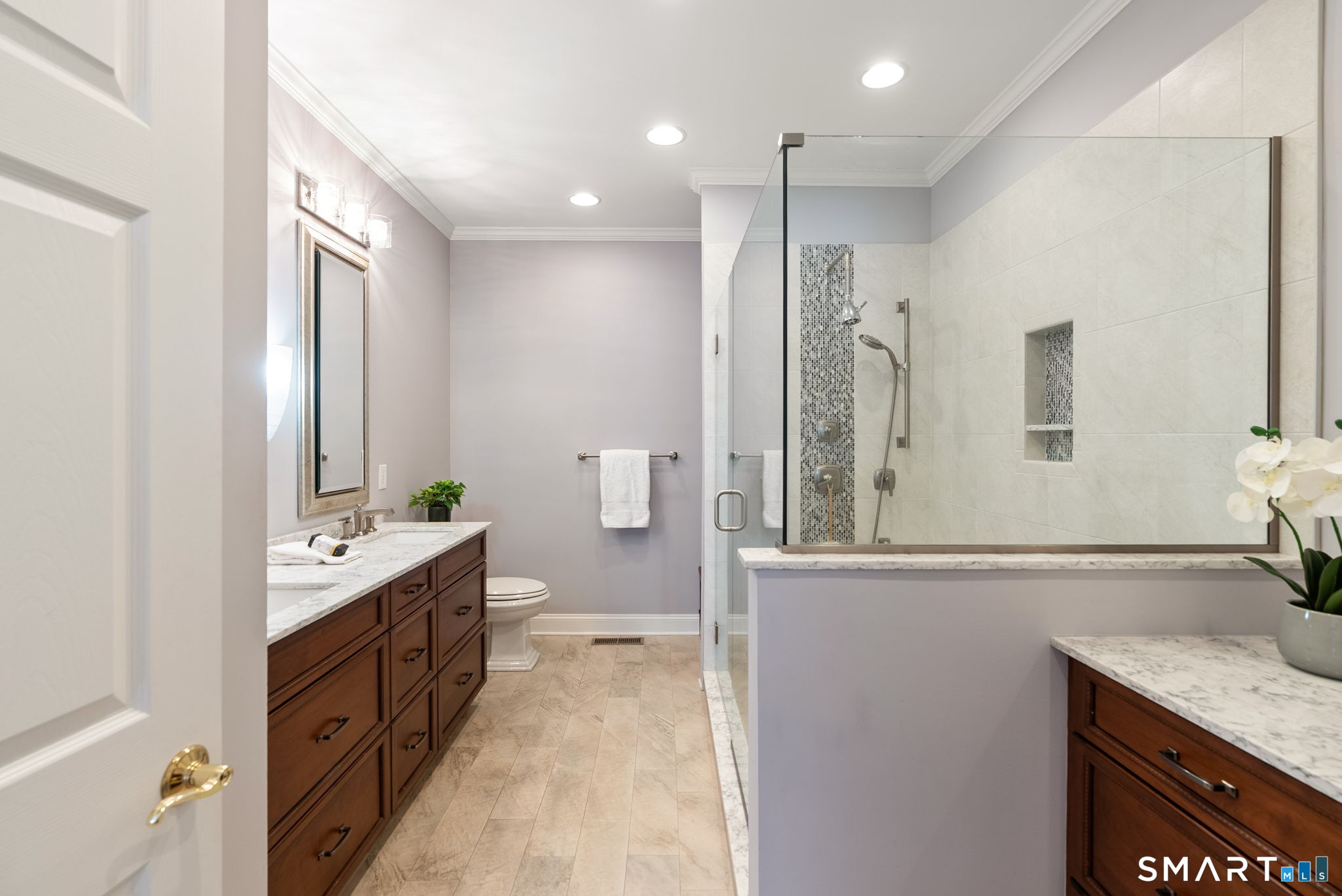 5 Abbottsford Avon CT 06001