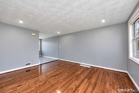 364 Main Street East Haven CT 06512