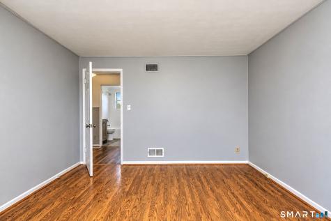 364 Main Street East Haven CT 06512
